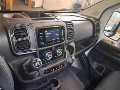 Opel Movano L3H2 (2025) - Foto 6