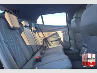 Peugeot 2008 Hybrid 145 e-DCS6 Allure (2026) - Photo 10
