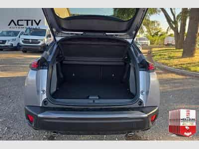 Peugeot 2008 Hybrid 145 e-DCS6 Allure (2026) - Photo 11