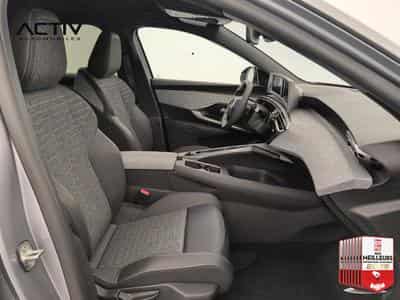 Peugeot 3008 Hybrid 145 e-DCS6 Allure (2025) - Photo 9