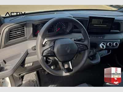 Renault Master BLUE DCI 130 L2H2 3T5 TR EXTRA (2025) - Photo 13