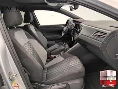 VW Taigo 1.0 TSI 116 BVM6 R-LINE (2025) - Photo 9