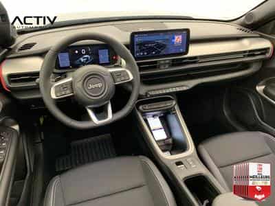 Jeep Avenger 1.2 Turbo T3 110 ch e-Hybrid BVR6 Summit (2026) - Photo 15