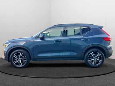 Volvo XC40 B3 Plus Dark / Essence 2026 (2025) - Foto 2