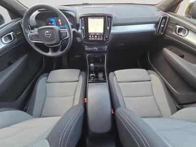 Volvo XC40 B3 Plus Dark / Essence 2026 (2025) - Foto 10
