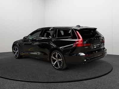 Volvo V60 B4 Plus Dark / Essence (2025) - Foto 5
