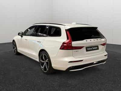 Volvo V60 B4 Ultra Dark / Essence (2025) - Foto 3