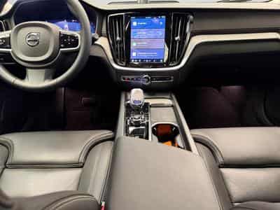 Volvo V60 B4 Ultra Dark / Essence (2025) - Foto 11