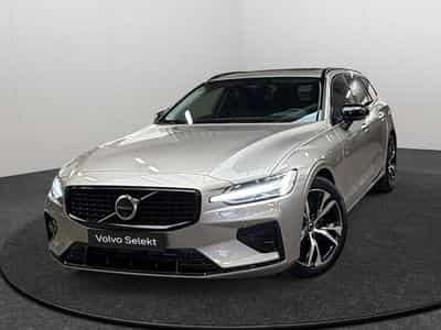 Volvo V60 B4 Plus Dark / Essence 2026 (2025) - Foto 1