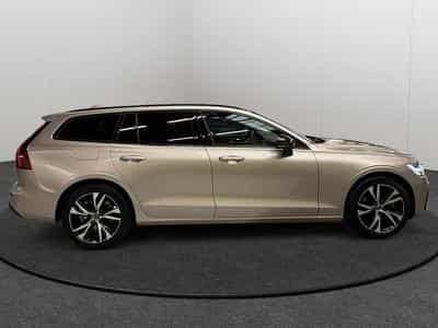 Volvo V60 B4 Plus Dark / Essence 2026 (2025) - Foto 6