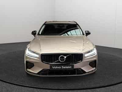 Volvo V60 B4 Plus Dark / Essence 2026 (2025) - Foto 8