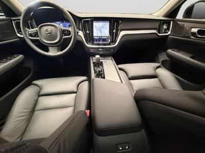 Volvo V60 B4 Plus Dark / Essence 2026 (2025) - Foto 10