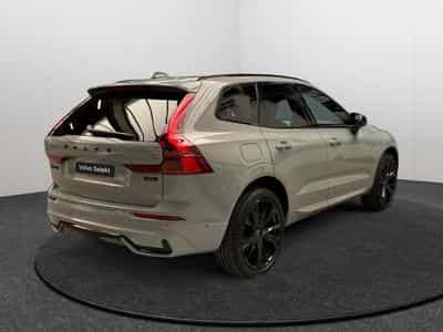 Volvo XC60 Facelift B5 AWD Plus Black Edition / Essence 2026 (2025) - Foto 5