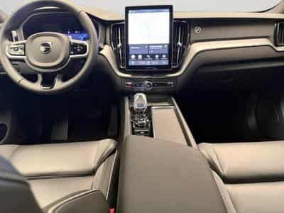 Volvo XC60 Facelift B5 AWD Plus Black Edition / Essence 2026 (2025) - Foto 10