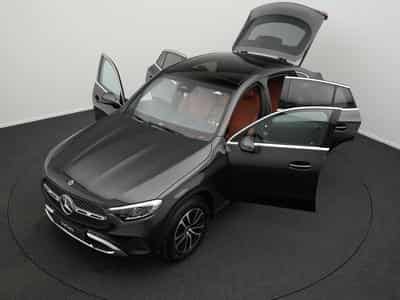 Mercedes GLC 200 4MATIC Coupé LED+Pano+AHK+360°+Memo (2024) - Photo 14