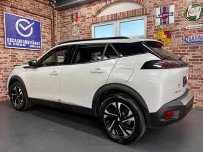 Peugeot 2008 e-2008 136cv 50KW/h ALLURE Navig/LED/ACC/ALU17 (2023) - Foto 2