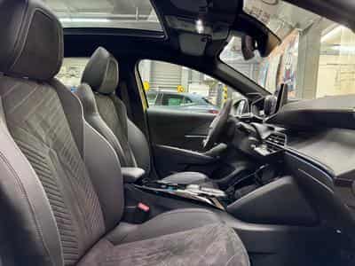 Peugeot 208 E 208 156cv Auto GT ToitP/Navi/ClimA/ACC/LED (2025) - Foto 8