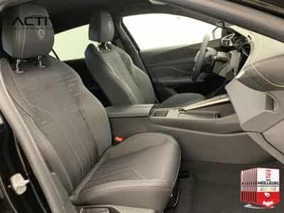 Peugeot 308 Hybrid 145 e-DCS6 GT (2026) - Photo 9