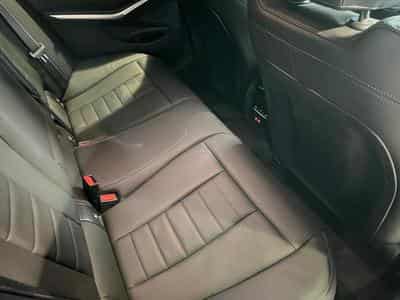 BMW 318 318d Touring M Sport (2026) - Foto 12
