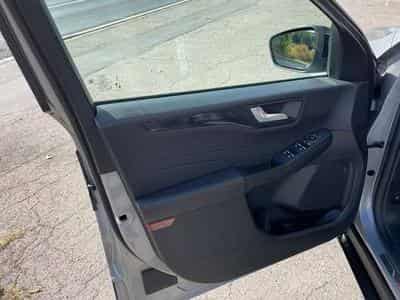 Ford Kuga 1.5 BLACK EDITION ST-LINE - JUSQU'A 36 MOIS DE GARANTIE (2023) - Photo 8
