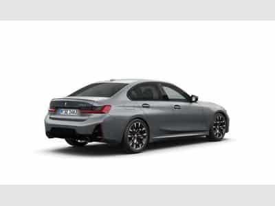 BMW 320 d xDrive M Sport (2026) - Photo 2
