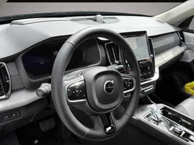 Volvo XC90 (2026) - Photo 8