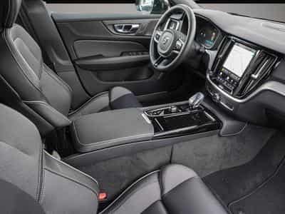Volvo V60 (2024) - Photo 6