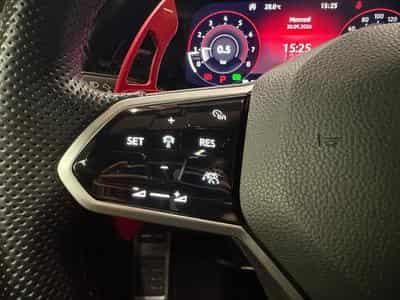 VW Golf GTI Clubsport 2.0 TSI 300cv (2022) - Photo 11