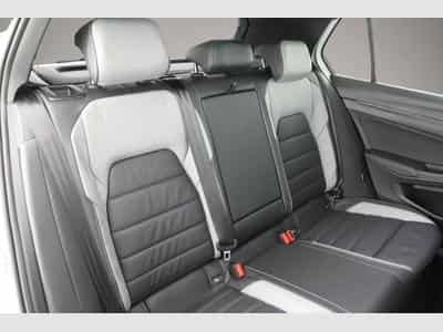 VW Golf (2025) - Photo 5