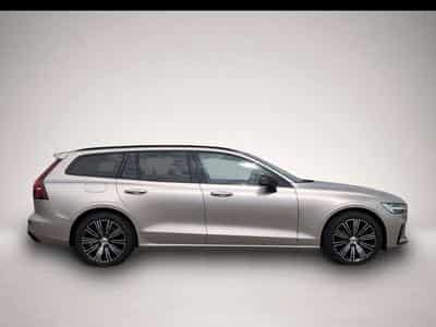 Volvo V60 (2025) - Photo 6