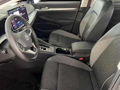 VW Golf (2025) - Photo 5