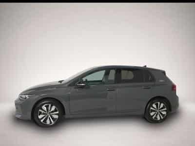 VW Golf (2025) - Photo 3