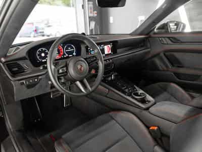Porsche 911 (2025) - Foto 15