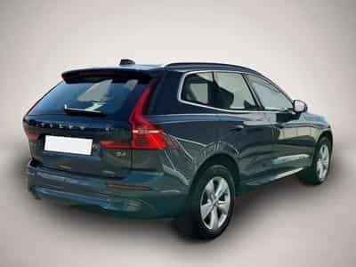 Volvo XC60 (2023) - Photo 2