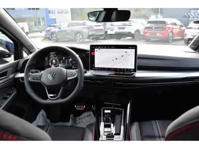 VW Golf (2026) - Photo 9