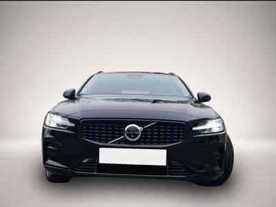 Volvo V60 (2025) - Photo 3