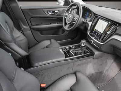 Volvo V60 (2024) - Photo 6
