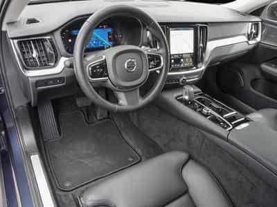 Volvo V60 (2024) - Photo 7