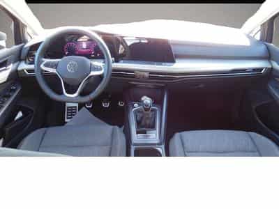 VW Golf (2024) - Photo 7