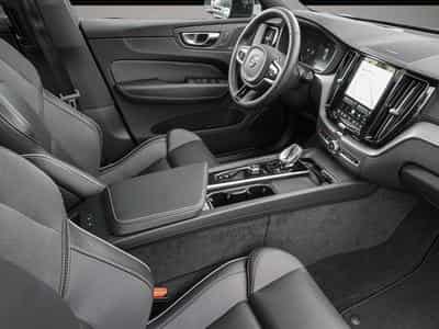 Volvo XC60 (2024) - Photo 6