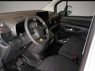 Opel Monterey (2025) - Photo 7