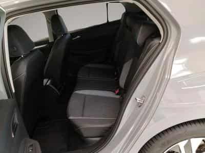 VW Golf (2025) - Photo 4