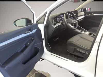 VW Golf (2025) - Photo 3