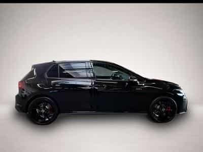 VW Golf (2026) - Photo 6