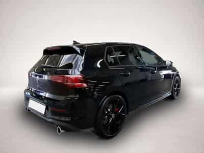 VW Golf (2026) - Photo 5