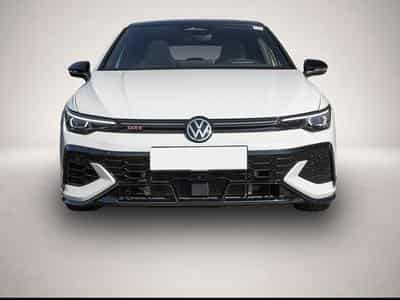 VW Golf (2025) - Photo 2