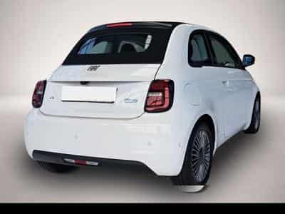 Fiat 500 (2024) - Photo 2