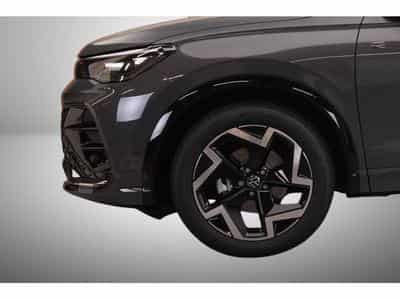 VW Tiguan 1.5 eTSI 150 DSG R-Line (2025) - Photo 9