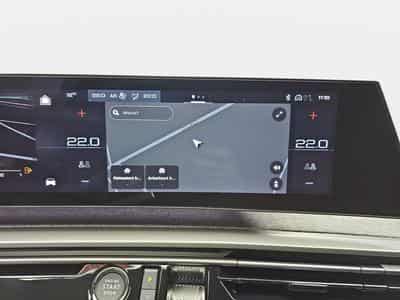 Peugeot 3008 1.2 Hybrid 145 E-DSC6 GT (2025) - Photo 9