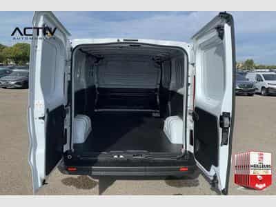 Renault Trafic BLUE DCI 130 L2H1 3T GSR2 EXTRA (2026) - Foto 11